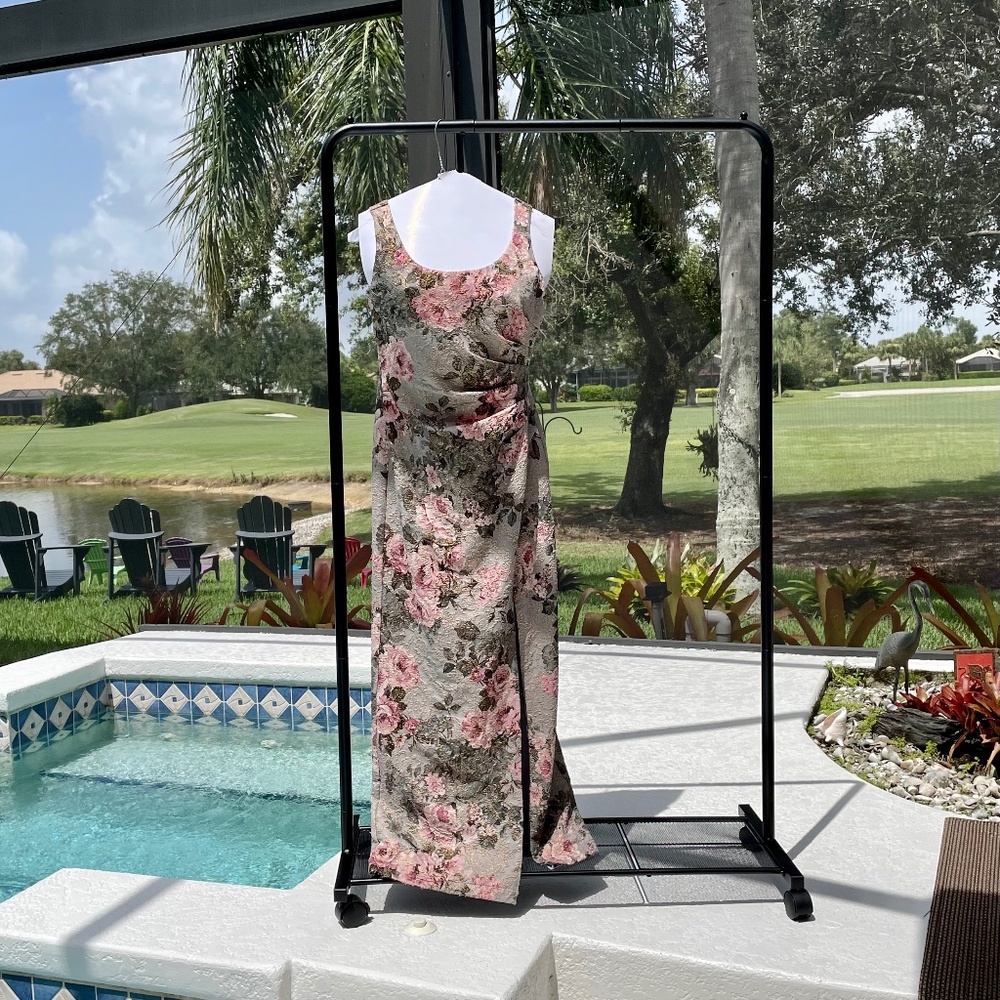 Adrianna Pappel, Size 8 Floral column gown